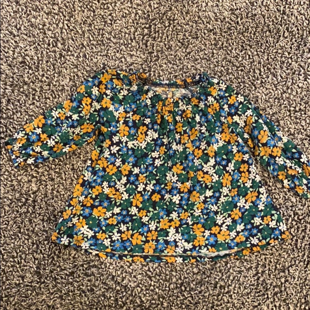 Old Navy Girls Shirt Size 6/7